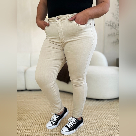 Judy Blue Tummy Control Garment Dyed Skinny Fit Jeans Bone Cream Various Plus - Picture 3 of 11